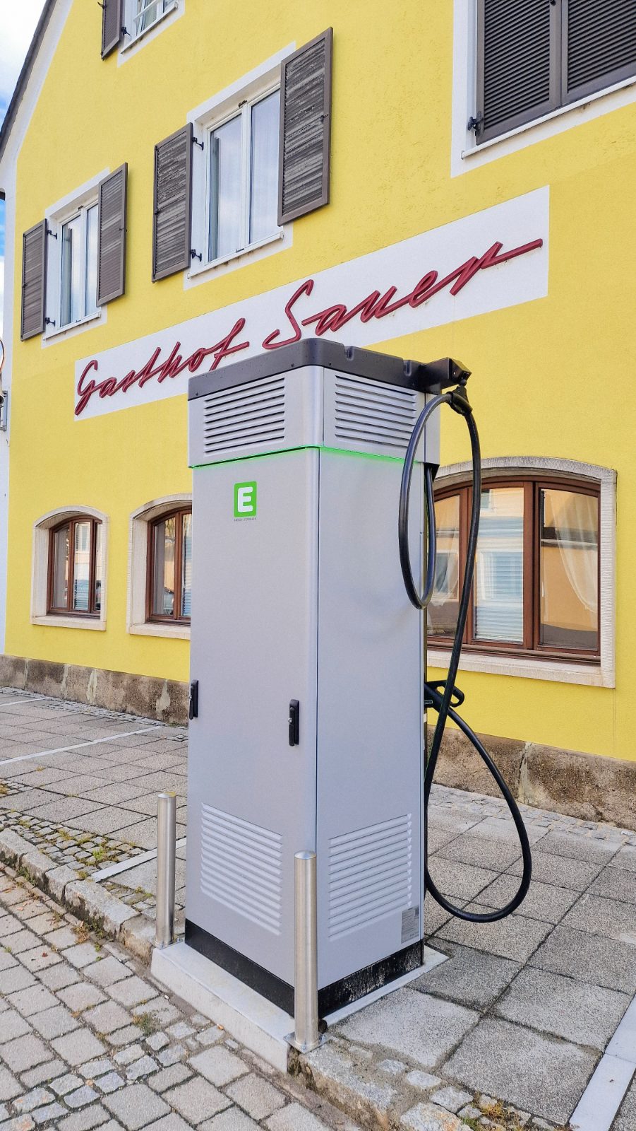 E-Ladestation am Gasthof Sauer